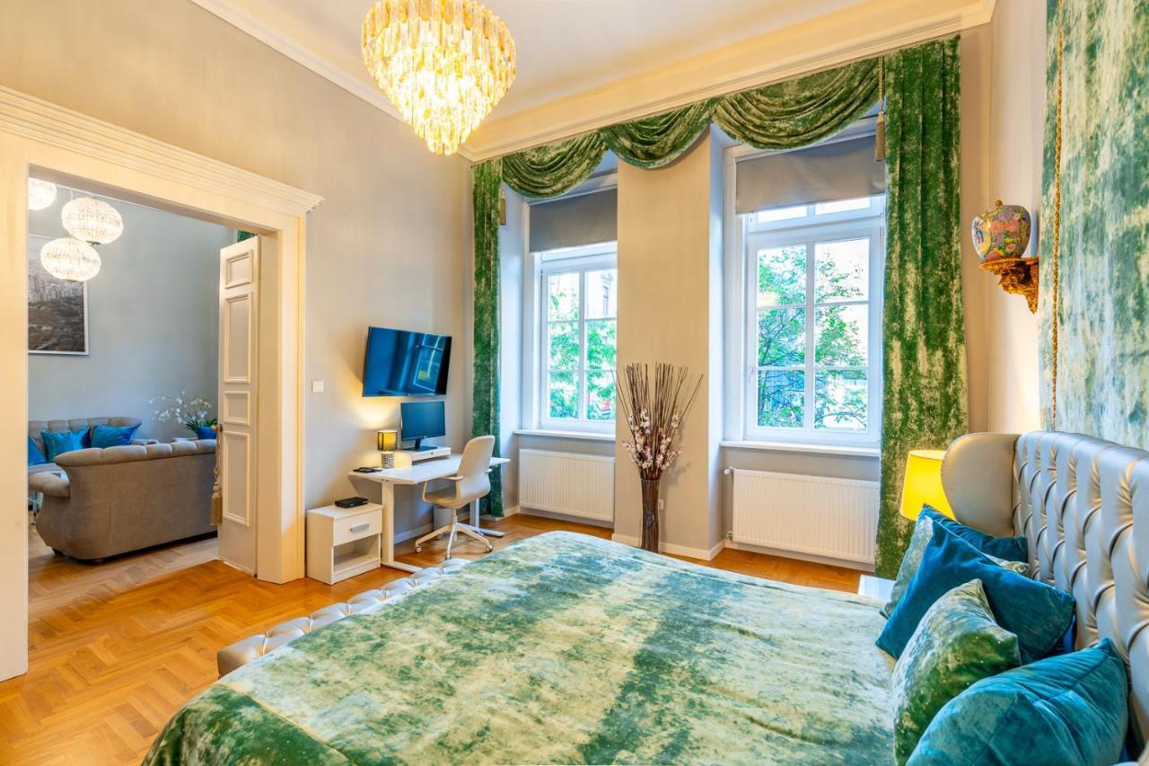Liszt Ferenc Historic Luxurious Flat Next To Synagogue
